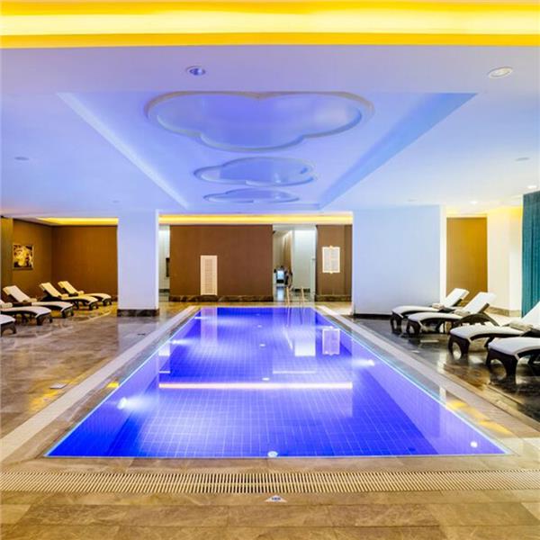 İzmir'den Uçak İle Hareketli Kıbrıs Grand Pasha Kyrenia Hotel Yarım Pansiyon Konaklama Seçenekleri