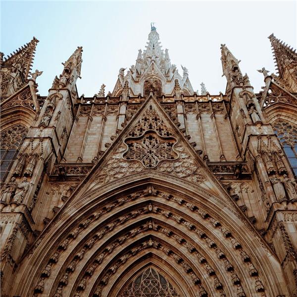 İzmir'den Kalkışlı 6 Gece 7 Gün Uçaklı ve Konaklamalı Güney Fransa, İspanya ve Andorra Turu