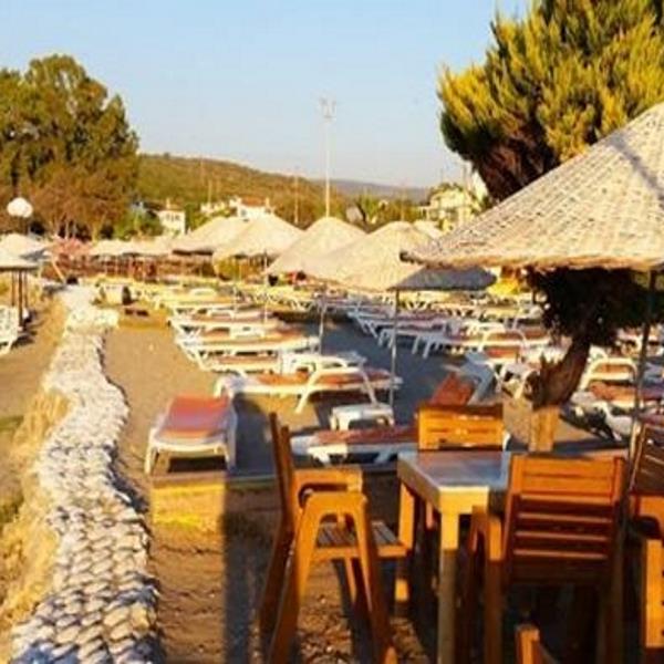Çeşme Günizi 2 Kişi Denize Nazır Enfes Akşam Yemeği Balık Keyfi