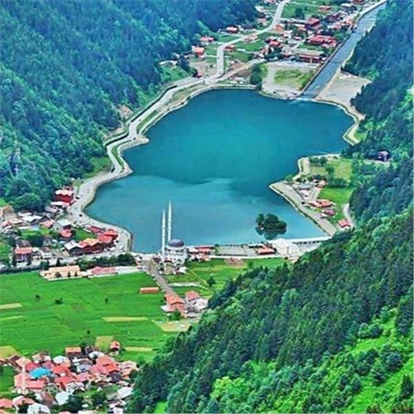 İzmir'den Kalkışlı 3 Gece 4 Gün Uçaklı ve Konaklamalı Butik Doğu Karadeniz Yaylaları ve Batum Turu