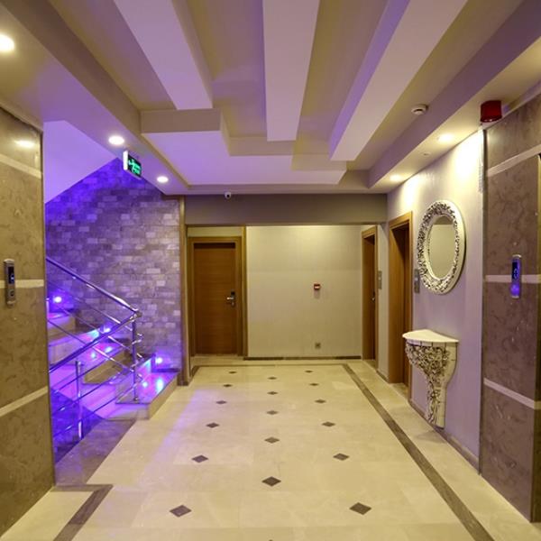 Life corner hotel çift kişi açık büfe kahvaltı dahil konaklama