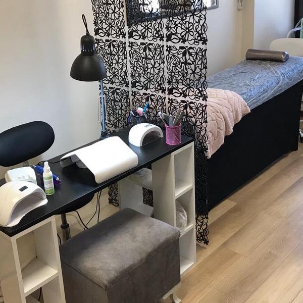 Karşıyaka Arzu Görüşken Beauty Art Akne, Leke, Kırışık ve Cilt Bakımı Paketleri