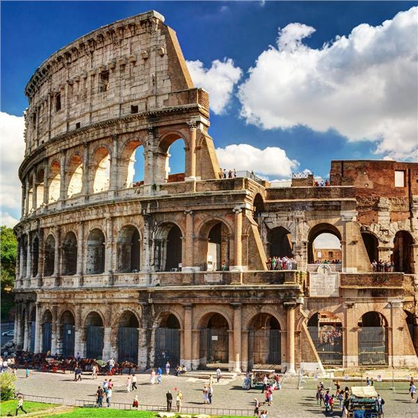 İzmir'den Uçaklı 7 Gece 8 Gün Konaklamalı Görkemli Roma Tarih ve Sanat Turu