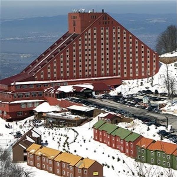 İzmir Çıkışlı 2025 Yılbaşı Özel 1 gece 2 gün 5 Yıldızlı Ramada By Wyndham Sakarya Otel Konaklamalı Kartepe, Abant ve Uludağ ile 3'lü Kar Keyfi Turu