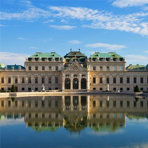 İzmir'den Uçak İle Hareketli 4 Gece 5 Gün Konaklamalı Tüm Ekstralar Dahil Münih Hallstatt Salzburg Viyana Noel Zamanı Turu