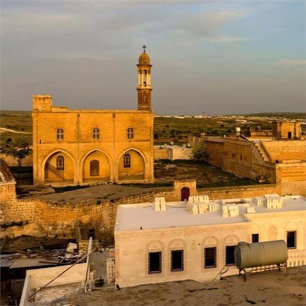 İzmir'den Uçaklı 5 Gece 6 Gün Konaklamalı Munzur ve Nemrut Dağı İle Gap Turu