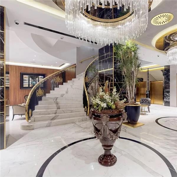 İzmir'den Uçak Bileti ve Otel Transferi Dahil 2 Gece 3 Gün Yarım Pansiyon Konaklamalı Rocks Hotel Casino İrem Derici Yılbaşı Galası 35.150TL'den Başlayan Fiyatlarla