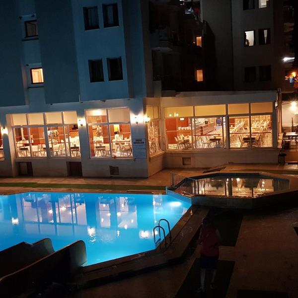 Kuşadası Blu Mare Beach Hotel’de Herşey Dahil Konaklama