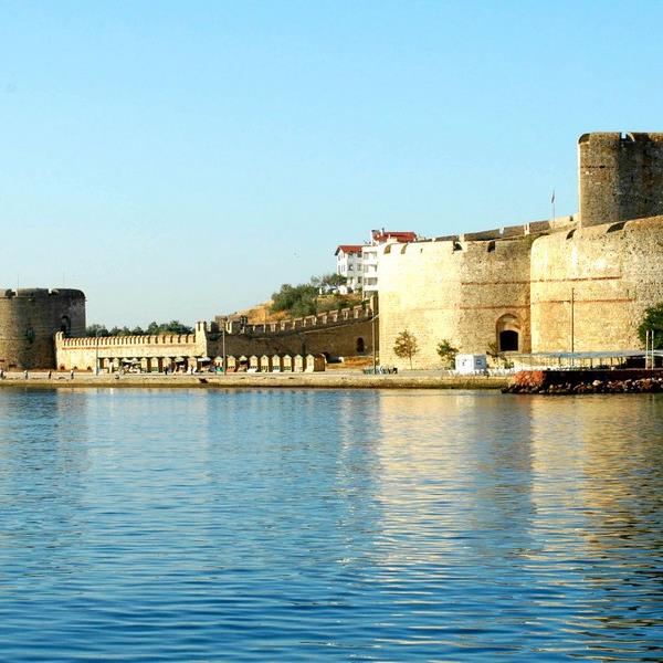 İzmir Kalkışlı Günübirlik Kahvaltı Dahil Çanakkale Şehitlik Turu