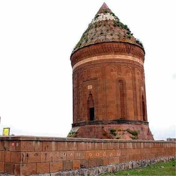 İzmir Uçak İle Hareketli 3 Gece 4 Gün Konaklamalı Tren ve Uçak Biletleri Dahil Vangölü Ekspresi Turu
