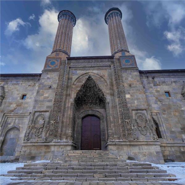 İzmir'den Uçaklı 3 Gece 4 Gün Konaklamalı Doğu Ekspresi ile Doğu Anadolu İncileri Turu