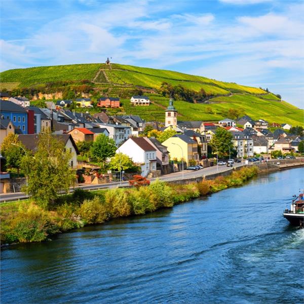 7 Gece 8 Gün Konaklamalı Yılbaşı Özel Benelüx Paris Köln Turu