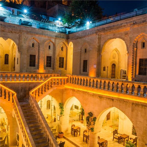 İzmir'den Uçak İle Hareketli 3 Gece 4 Gün Konaklamalı GAP Rüyası Turu