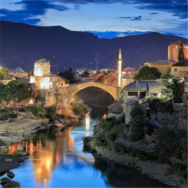 İzmir'den Direkt Sefer İle Uçaklı ve 7 Gece 8 Gün Konaklamalı Büyük Balkan Rotası Turu