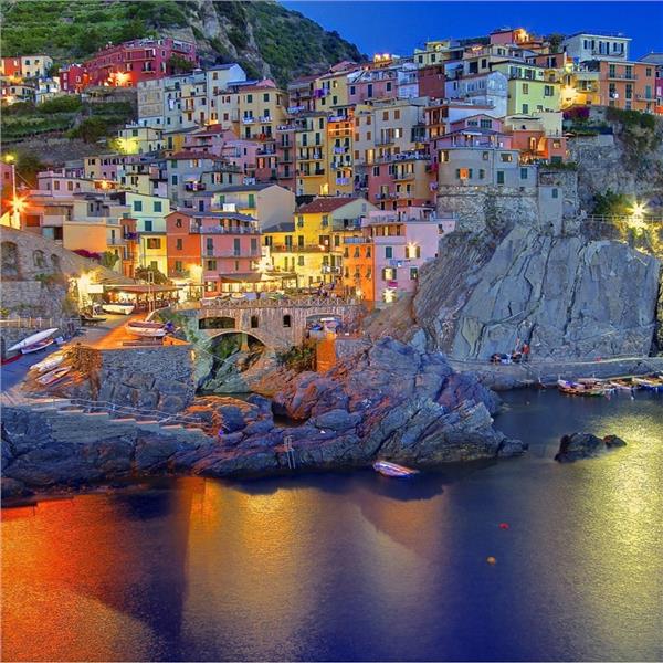 İzmir'den Uçaklı 7 Gece 8 Gün Konaklamalı Güney İtalya, Amalfi Kıyıları, Puglia, Capri Adası İle Akdeniz İncileri Turu