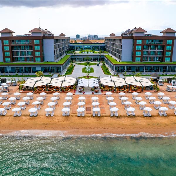 İzmir'den Uçak İle Hareketli Kıbrıs İzmir'den Uçak İle Hareketli Kıbrıs The Arkın İskele Hotel Ultra Herşey Dahil Konaklama Seçenekleri