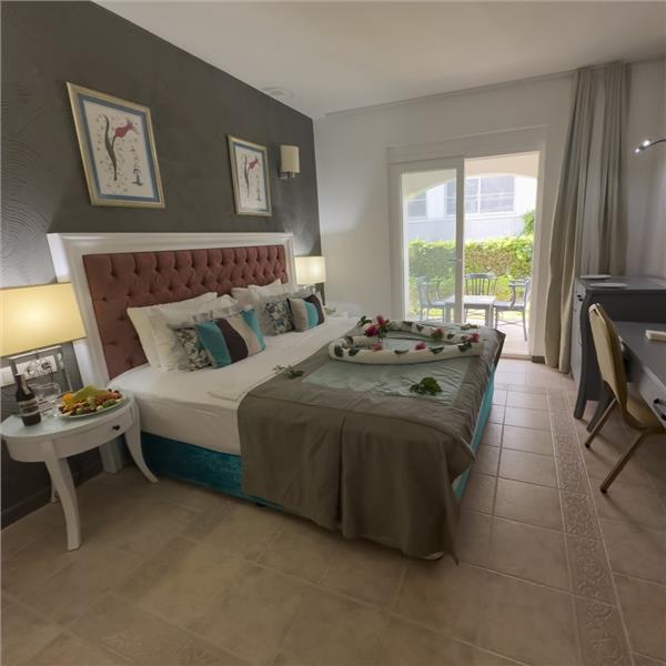 Her Şey Dahil 4 Yıldızlı Bodrum Tiana Beach Resort Hotel