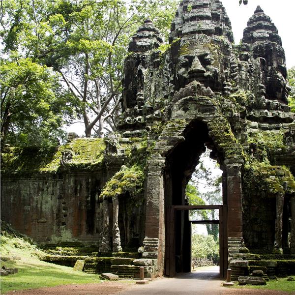 Uçaklı 9 Gece 11 Gün Konaklamalı Vietnam Kamboçya Laos Turu