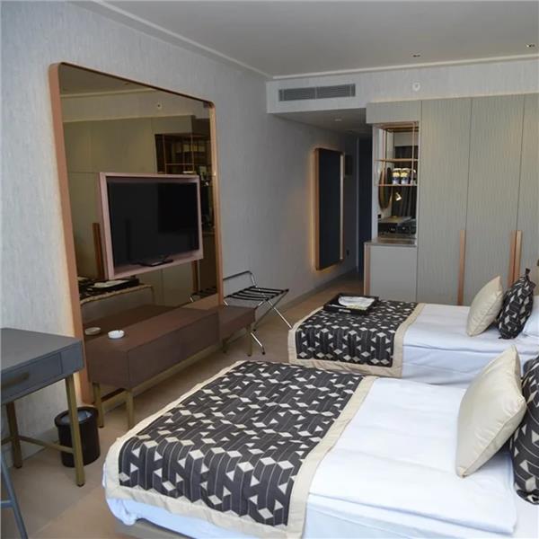 İzmir'den Uçak Bileti ve Otel Transferi Dahil 2 Gece 3 Gün Yarım Pansiyon Konaklamalı Rocks Hotel Casino İrem Derici Yılbaşı Galası 35.150TL'den Başlayan Fiyatlarla