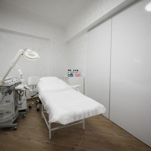 Karşıyaka Elis Güzellik Microblading 3D Kıl Tekniği Kaş Uygulaması