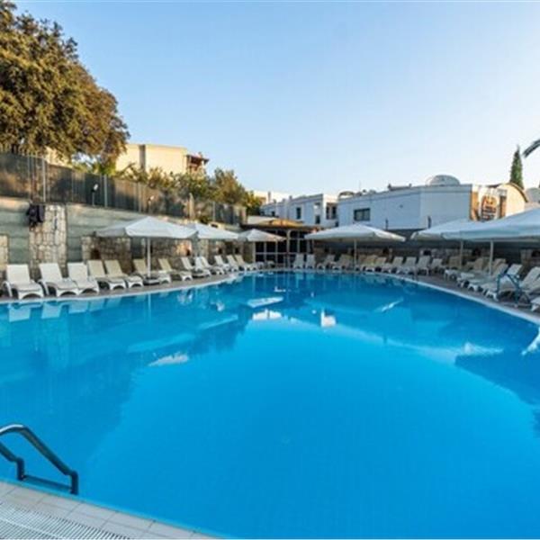 Gümbet City Hotel Bodrum'da Ulaşım & Her Şey Dahil 4 Gece 5 Gün Konaklama