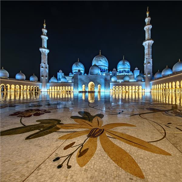 İzmir Çıkışlı Uçaklı 3 Gece Konaklamalı Dubai Ve Abu Dhabi Turu