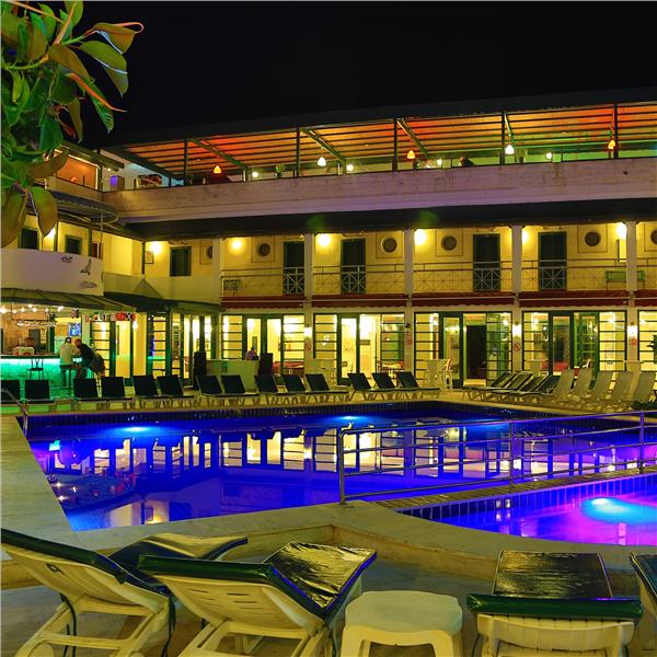 İzmir'den Ulaşımlı 3 Gece 4 Gün 4* Bleu Nuit Hotel Her Şey Dahil Konaklama 