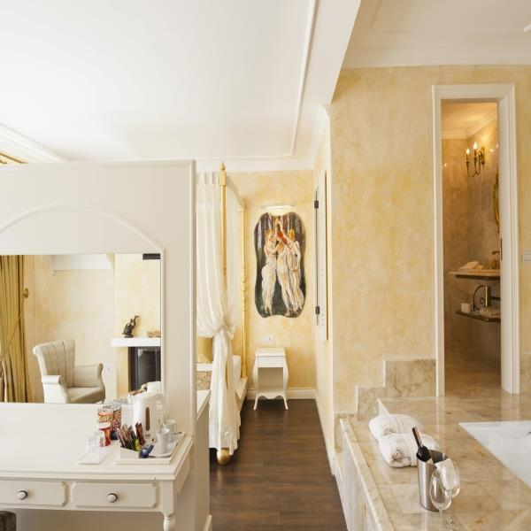 Şirince Nea Efessos Hotel’de Kahvaltı Dahil 2 Kişi Konaklama