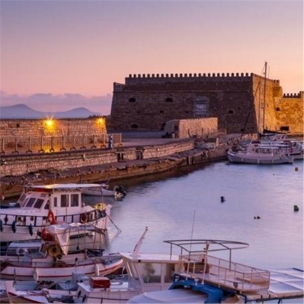 Uçaklı 3 Gece 4 Gün Konaklamalı Görkemli Girit Adası Turu