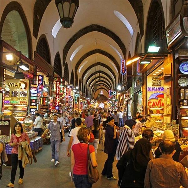 İzmir'den Uçaklı ve 3 Gece 4 Gün Konaklamalı İstanbul Caz Festivali Ve İstanbul Turu