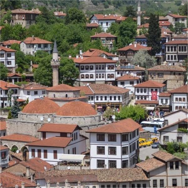 İzmir'den Uçaklı 5 Gece 6 Gün Konaklamalı Uzun Karadeniz Ve Batum Turu