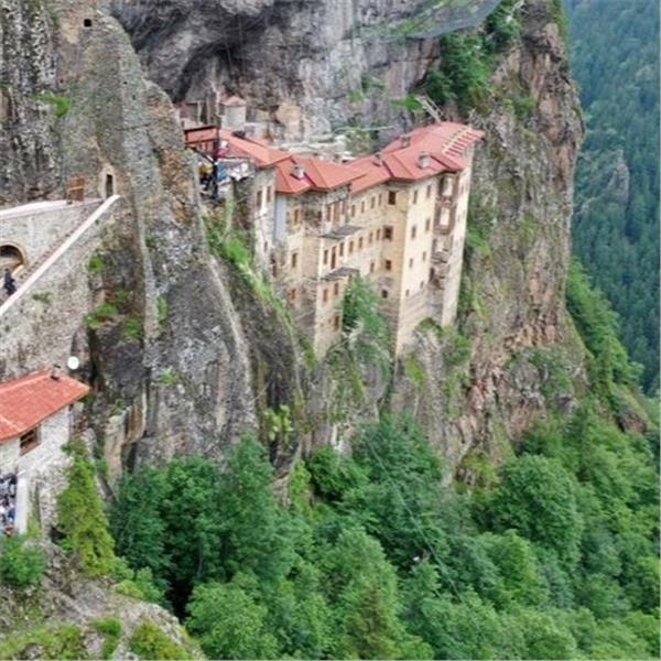 İzmir'den Hareketli 7 Gece 8 Gün Konaklamalı Boydan Boya Karadeniz Rüyası ve Batum Turu