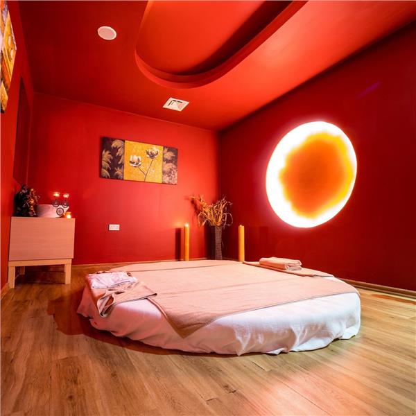 İzmir'den Uçak Bileti ve Otel Transferi Dahil 2 Gece ve 3 Gün Konaklamalı Kıbrıs Salamis Bay Conti Resort Hotel'de Gülden Yılbaşı Galası