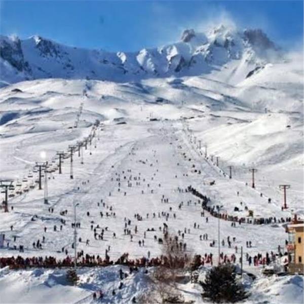 İzmir'den Otobüs İle Çıkışlı 2 Gece 3 Gün 5 Yıldız Konaklamalı Kapadokya, Kayseri ve Erciyes Kayak Merkezi Turu.