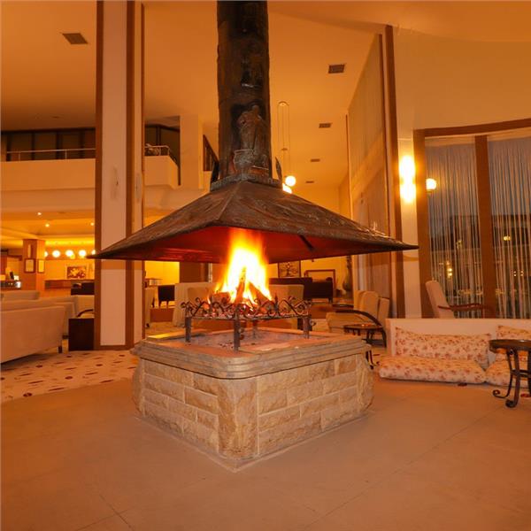 İzmir Hareketli 1 Gece 2 Gün 5* Lycus River Thermal &Spa Hotel Konaklamalı Pamukkale Nikfer Kayak Merkezi Turu