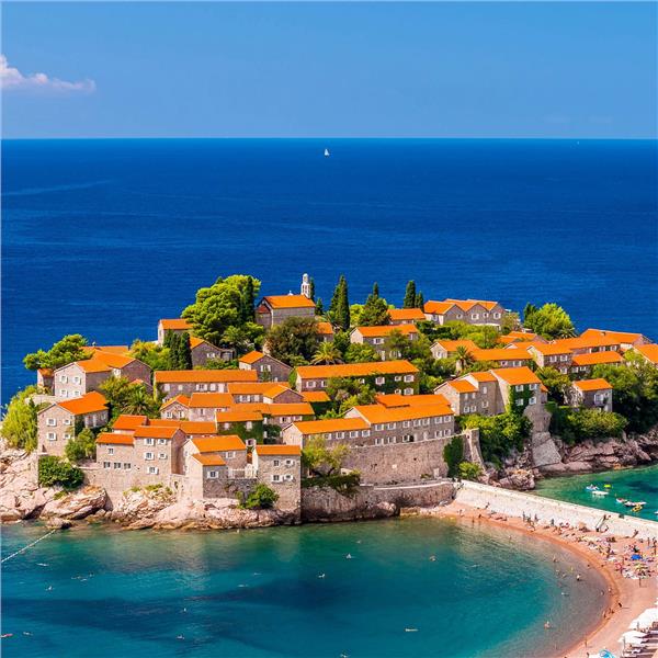 İzmir'den Uçaklı 3 Gece 4 Gün Konaklamalı Budva Turu