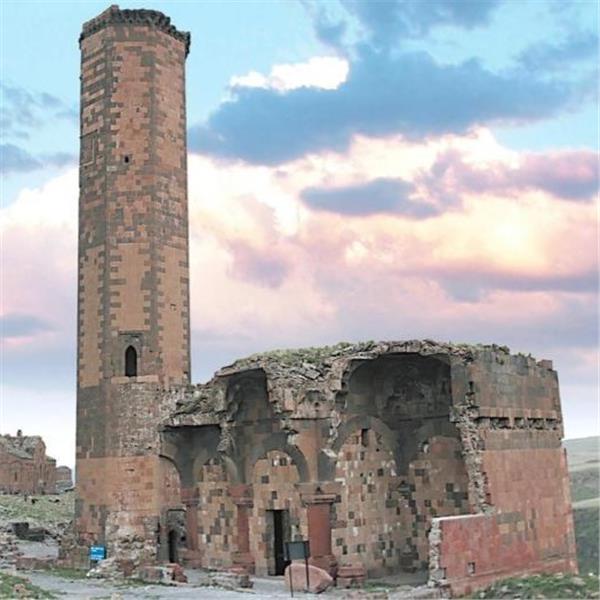 İzmir'den Uçaklı 3 Gece 4 Gün Konaklamalı Kafkas Üçgeni Doğu Ekspresi Van & Nahçıvan & Kars Turu