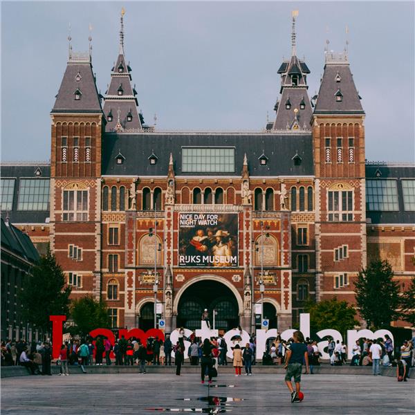 İzmir'den Uçak İle Kalkışlı 4 Gece 5 Gün Konaklamalı Sömestr Özel Amsterdam & Brüksel & Paris & Disneyland Turu