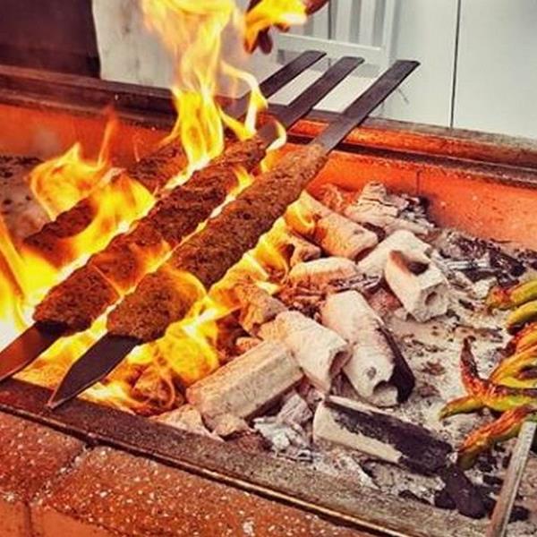 Güzelbahçe Kanatçı Restaurant Sınırsız Meze Eşliğinde İçeceğini Getir Menü