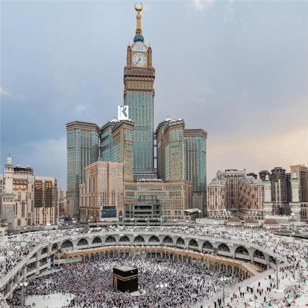 İzmir'den İç Hatlar Uçuşu Dahil 9 Gece 10 Gün Konaklamalı Umre Turu