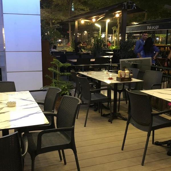 Bornova Myvia 414 Chat Noir Restaurant’da Canlı Müzik Eşliğinde Akşam Yemeği