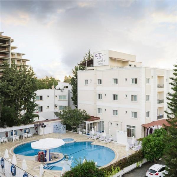 İzmir'den Kalkışlı 3 Gece 4 Gün Uçak, Transfer, Konaklama ve Yılbaşı Galası İle 2024 Kıbrıs Yılbaşı Özel Turu