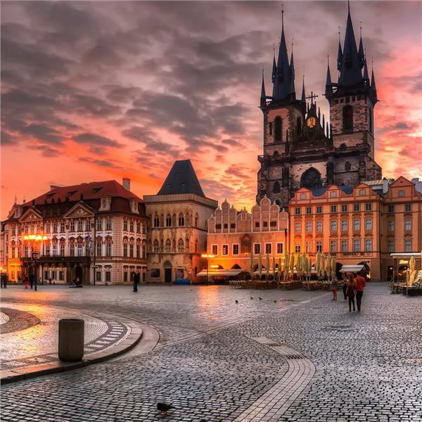 İzmir'den Otobüslü 15 Gece 17 Gün Konaklamalı Büyük Avrupa Turu