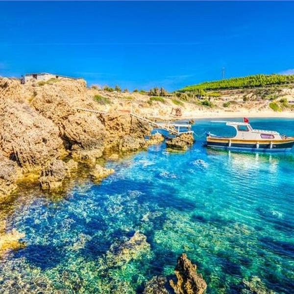 İzmir Çıkışlı Konaklamalı Gökçeada, Bozcaada, Aşıklar Şelalesi Turu