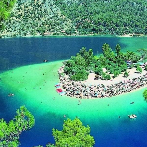 İzmir Çıkışlı Ölüdeniz, Saklıkent ve Yakapark Turu. Üstelik Açık büfe Köy Kahvaltısı Dahil.