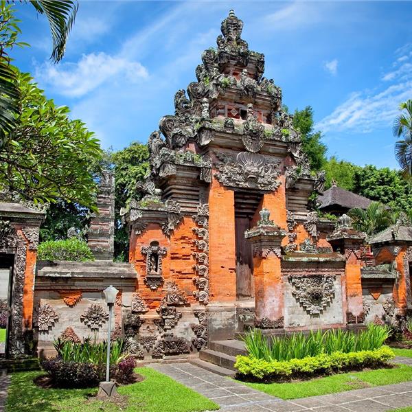 Uçaklı 7 Gece 9 Gün Konaklamalı Kuala Lumpur, Bali Ve Singapur Turu