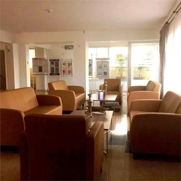 İzmir'den Uçak İle Hareketli Kıbrıs Park Palace Hotel Konaklama Seçenekleri