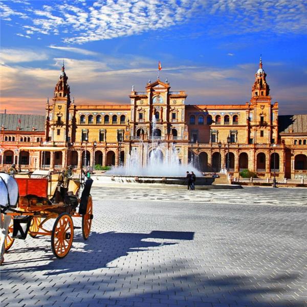 İzmir'den Uçak İle Hareketli 7 Gece 8 Gün Konaklamalı Dolu Dolu Büyük İtalya Turu