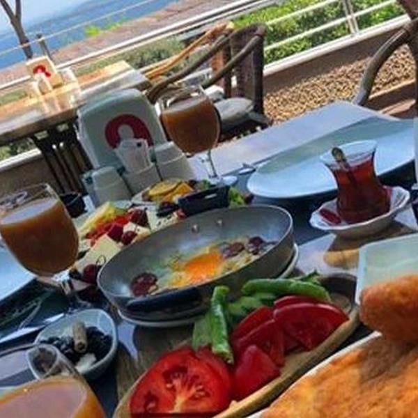 Urla Panorama Restaurant Serpme Kahvaltı Keyfi