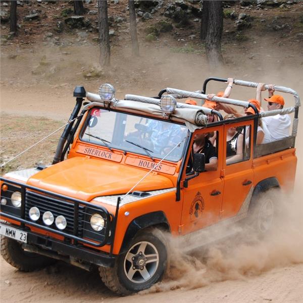 İzmir Çıkışlı 1 gece 2 Gün Ayvalık, Cunda Adası, Kazdağları Turu. Üstelik Jeep Safari Dahil.